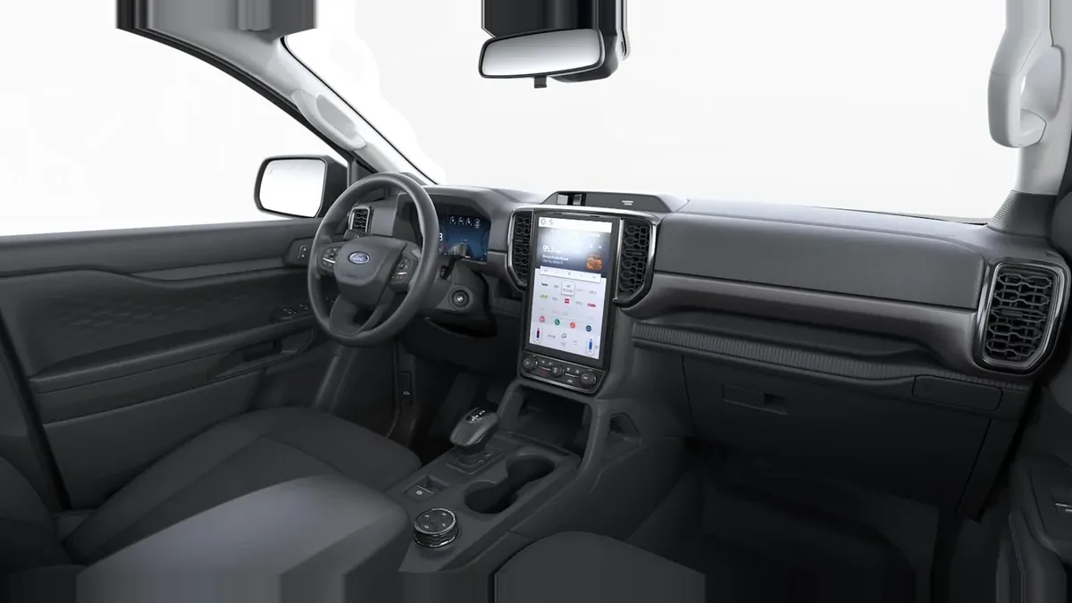 Ford Ranger XLT Doble Cabina 3.0 EcoBlue 240CV en renting — Interior