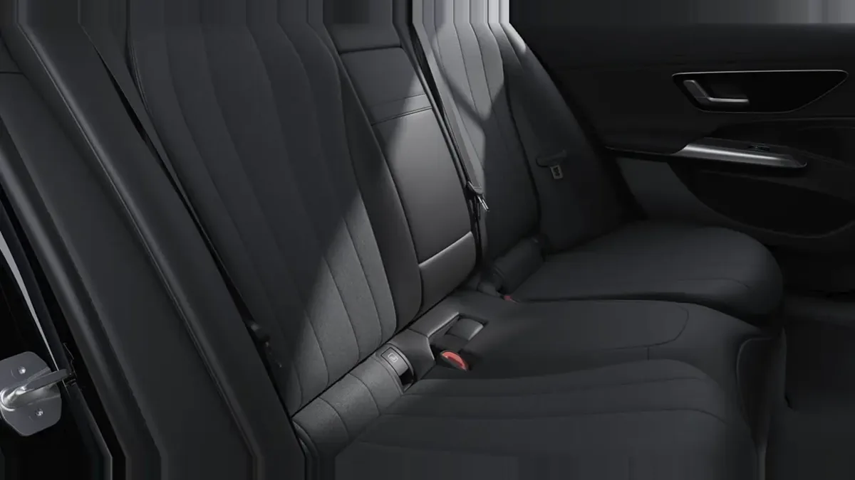 Mercedes-Benz Clase E 200 en renting — vista 6
