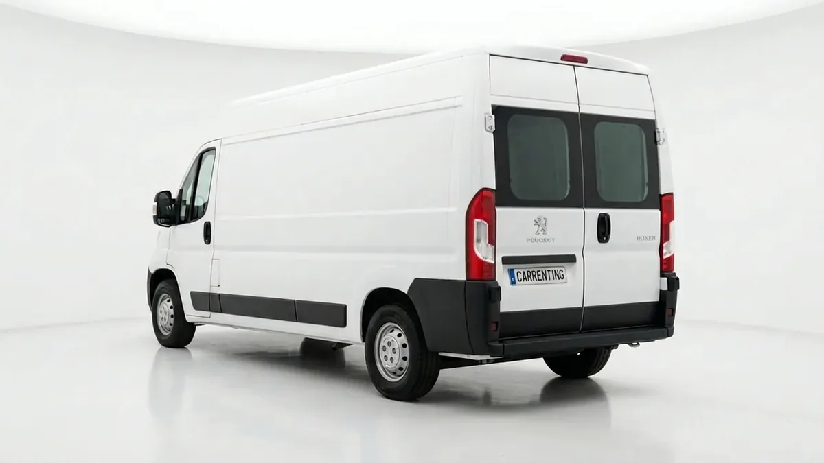 Peugeot Boxer 3.5 L2H2 BHDi S&S 6vel en renting — Trasera